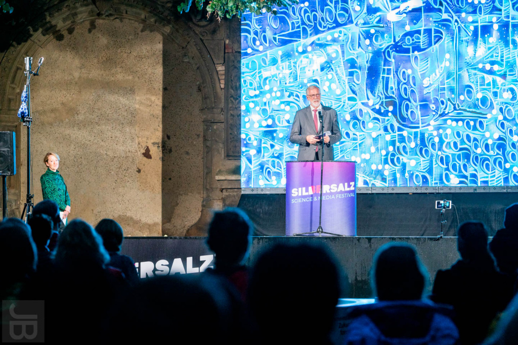 Rainer Robra (Kulturminister Sachsen-Anhalt) am Eröffnungsabend | SILBERSALZ Festival 2021 | credit: Joachim Blobel