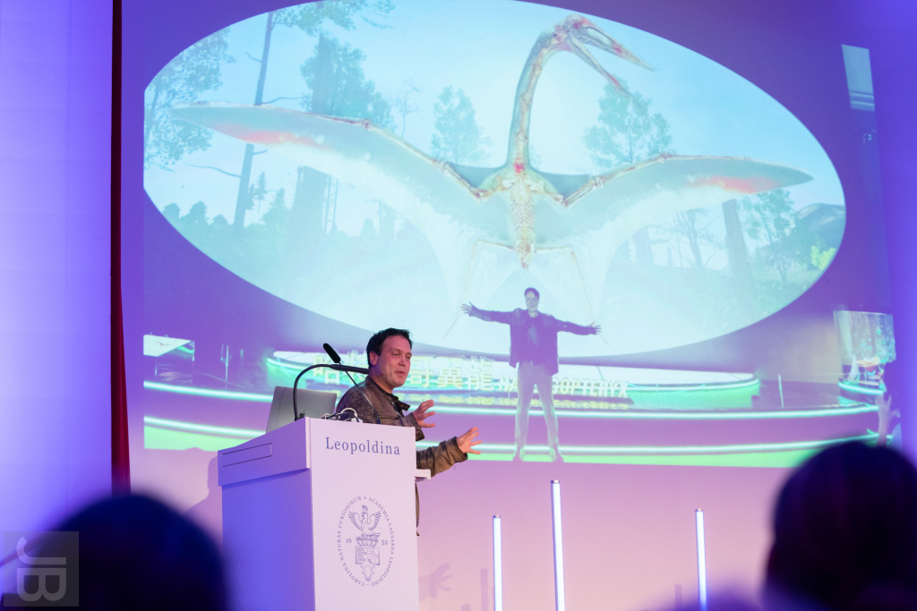 Unterwegs mit Dinosauriern 