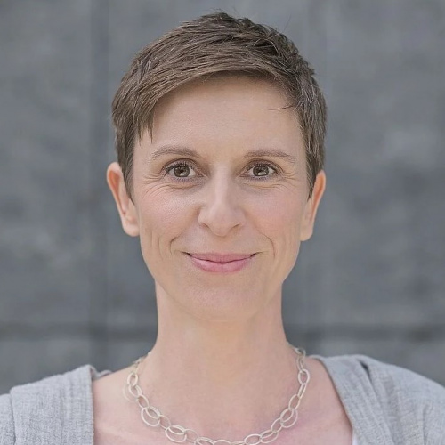Dr. Katharina Beyerl 