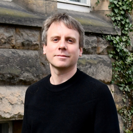 Dr. Manès Weisskircher