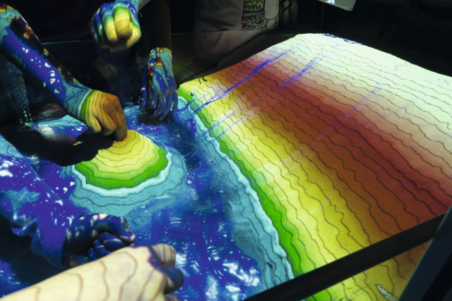 Augmented Reality Sandbox (credit: Knut Günther, GFZ) | Installation at SILBERSALZ Festival 2019