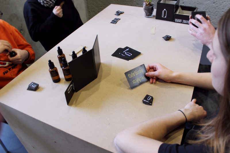 Reliably Insecure - An Olfactory Game | by Justus Pfeifer